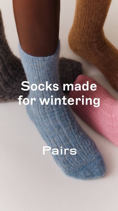 Ad 203: Alpaca bed socks, “Socks made for wintering”