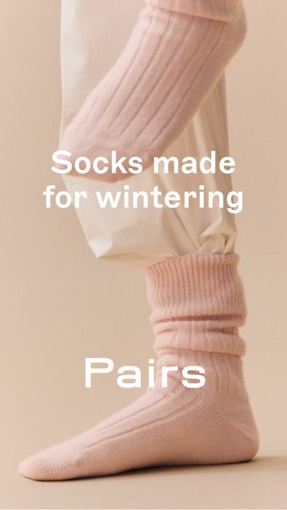 Ad 201: Pink merino bed socks, “Socks made for wintering”